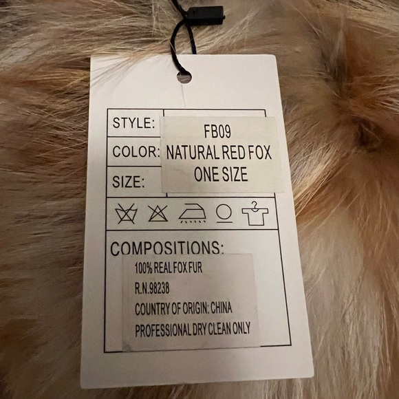 Bugatelli ~NWT Red Fox Fur Crossbody Bag Winter Luxe - Picture 9 of 9